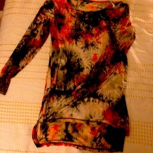 Tie dye tunic by Yak and Yeti. Size M. New.